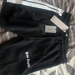 Brand New never worn . 100% authentic